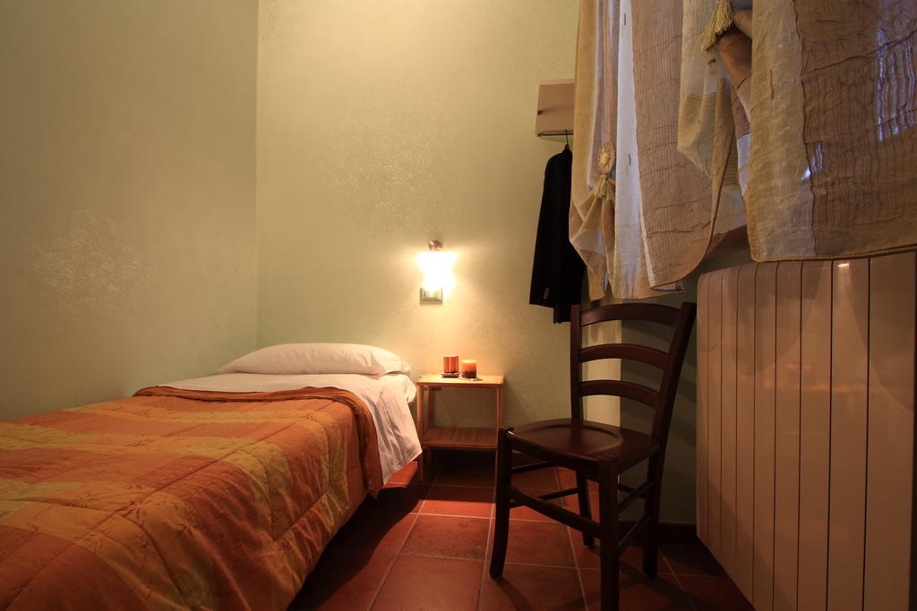 Hotel La Candeletta Santo Stefano Di Sessanio Camera foto